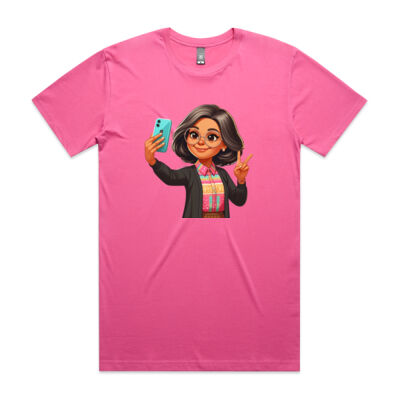 Selfies Starlet Thumbnail